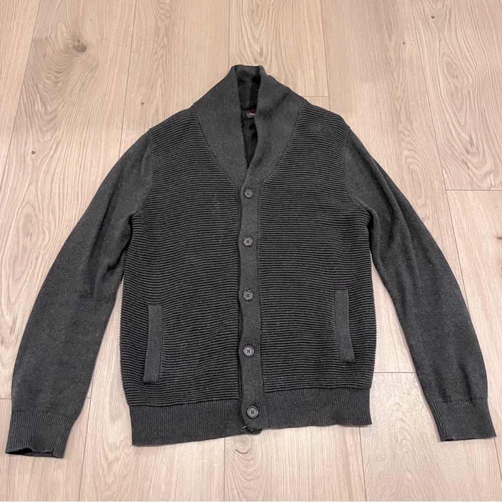 Banana Republic size M sweater